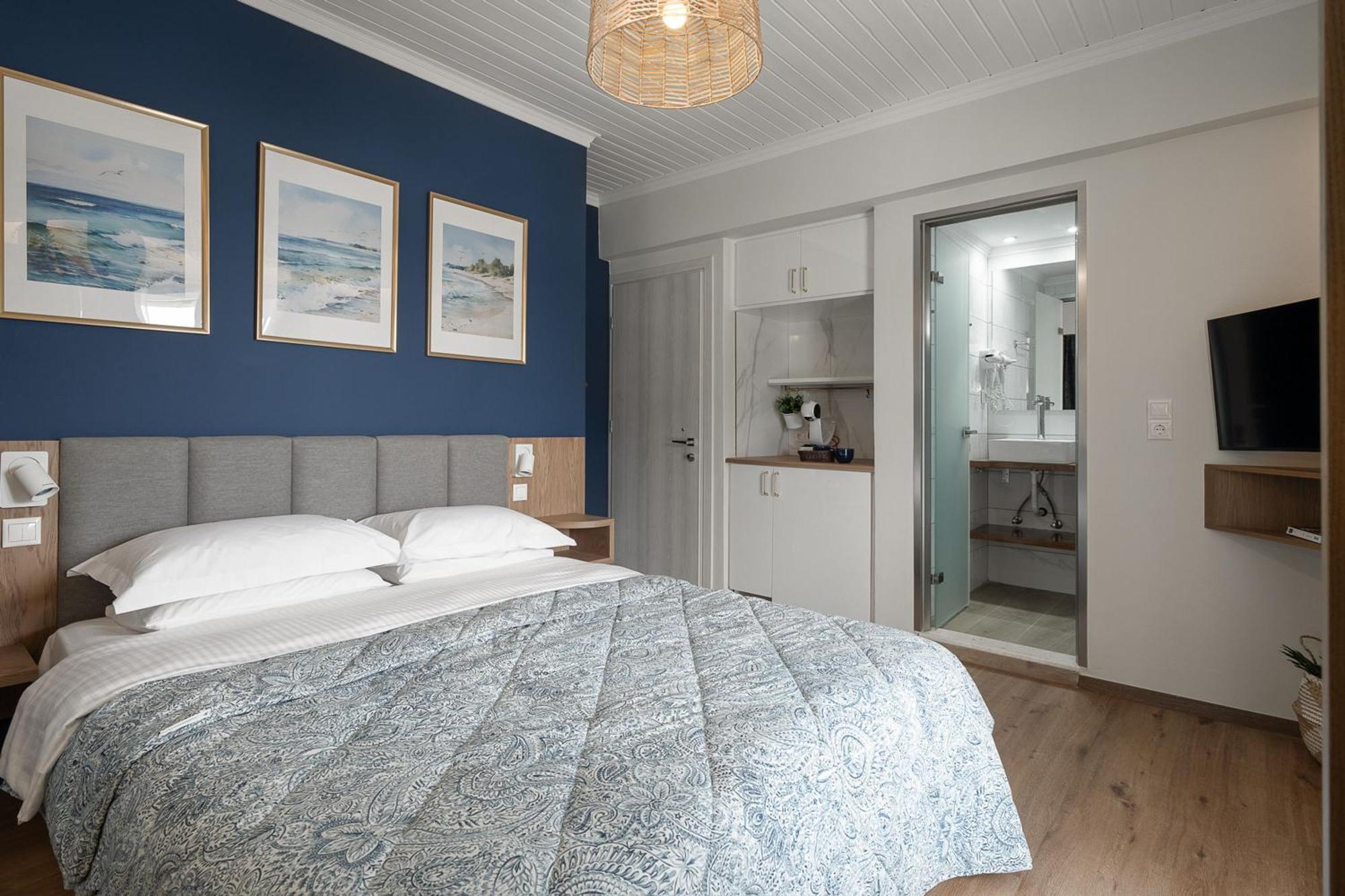 Captain'S Seafront Apartments Nidhrion Exteriör bild